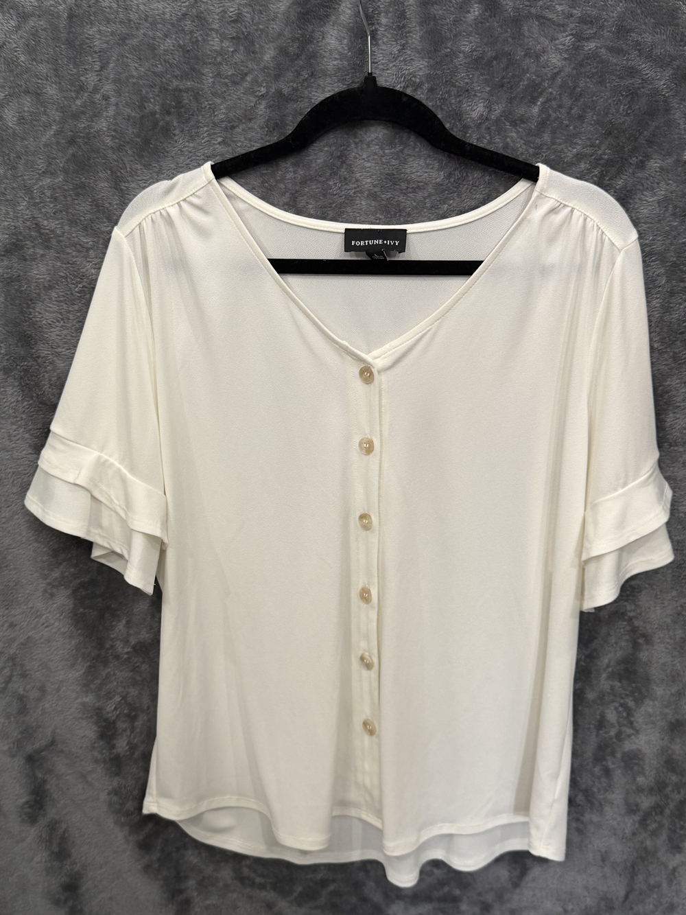 Fortune + Ivy Cream V-Neck Button Front Blouse